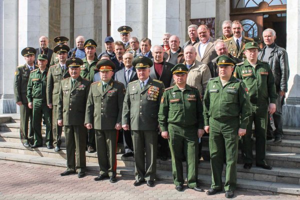 Сотрудников военных комиссариатов
