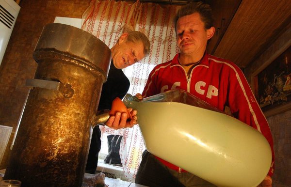 Самогонный аппарат Кузьмич