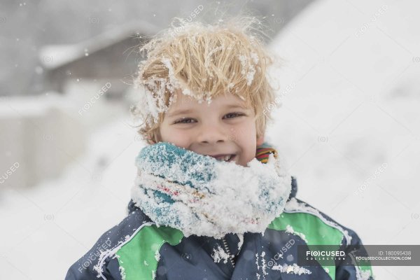 Мальчик без шапки