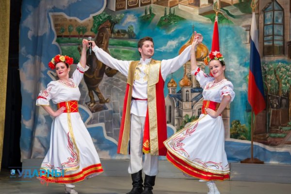 Славянские народы