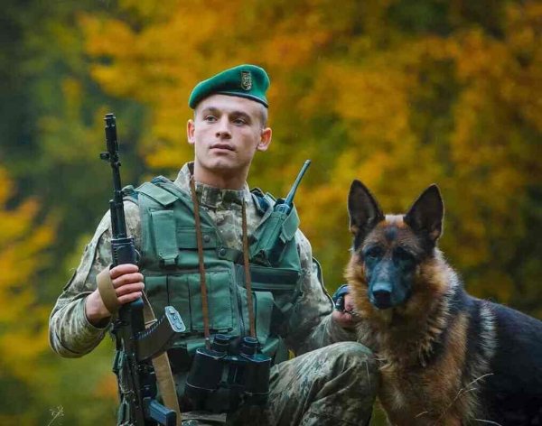 С днем пограничника