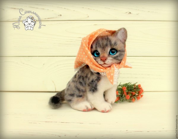 Авторская игрушка котенок