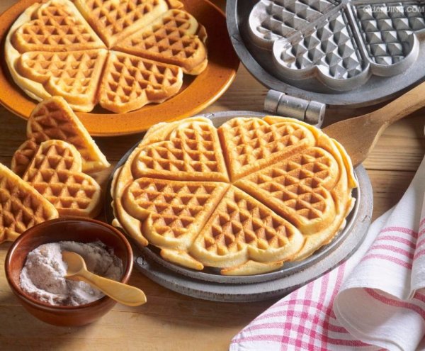 Международный день вафель (International Waffle Day)