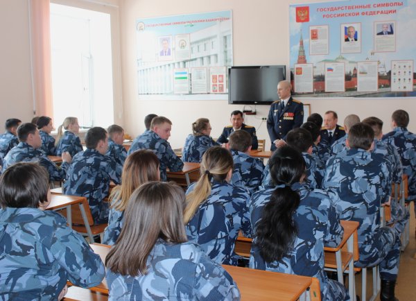 С днем отдела безопасности УИС