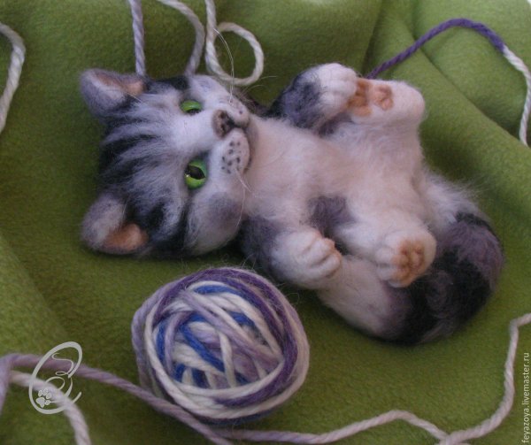 Котенок из шерсти валяние