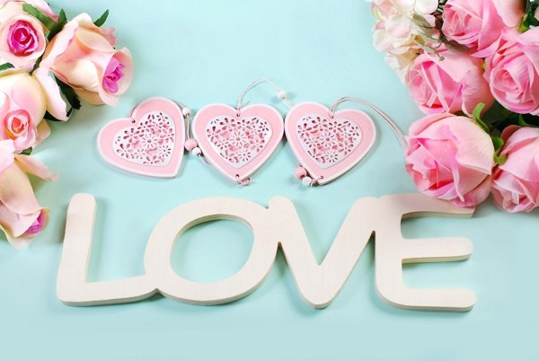 Love надпись