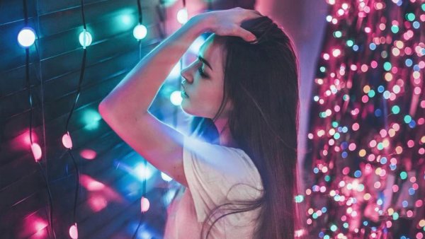 Девушка Ивана Валеева