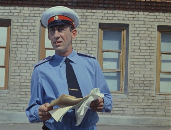 Владимир Басов милиционер