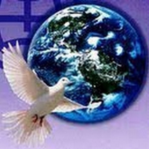 Планета и голуби