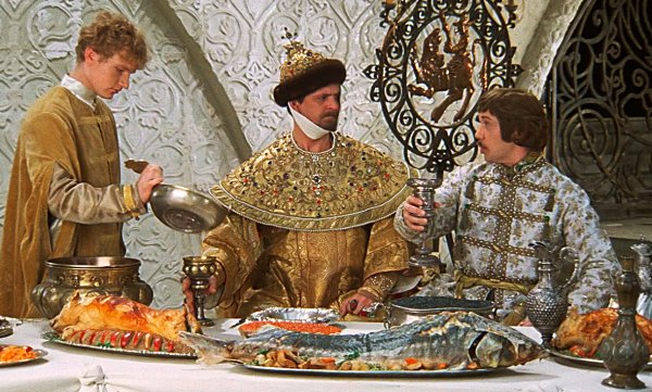 Иван Васильевич меняет профессию я требую продолжения банкета