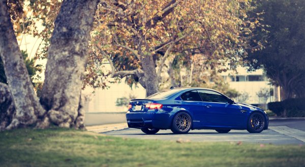 BMW e92 синяя