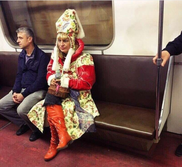 Самые необычные Наряды в метро