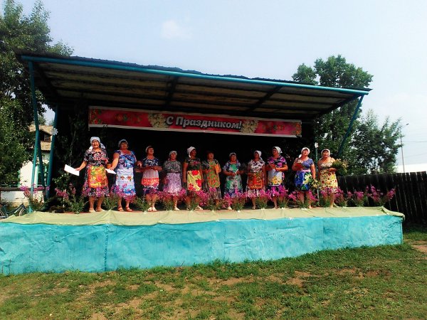 Открытка после 50 жизнь только начинается