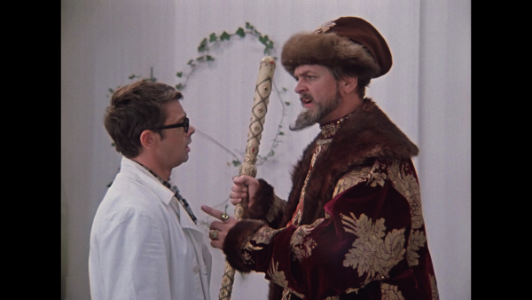 Василий Иванович меняет