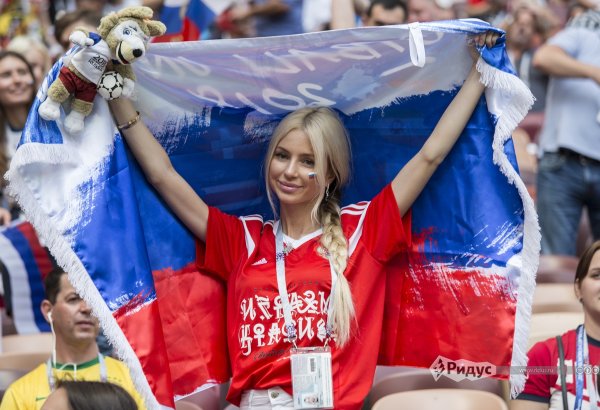 Болельщица сборной России Наталья Немчинова