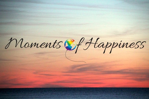 Happiness надпись