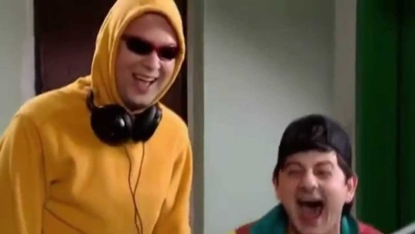 Славик и Димон смеются