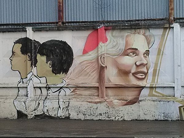 Советские рисунки на домах