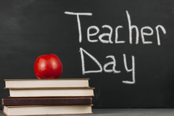 Teacher надпись