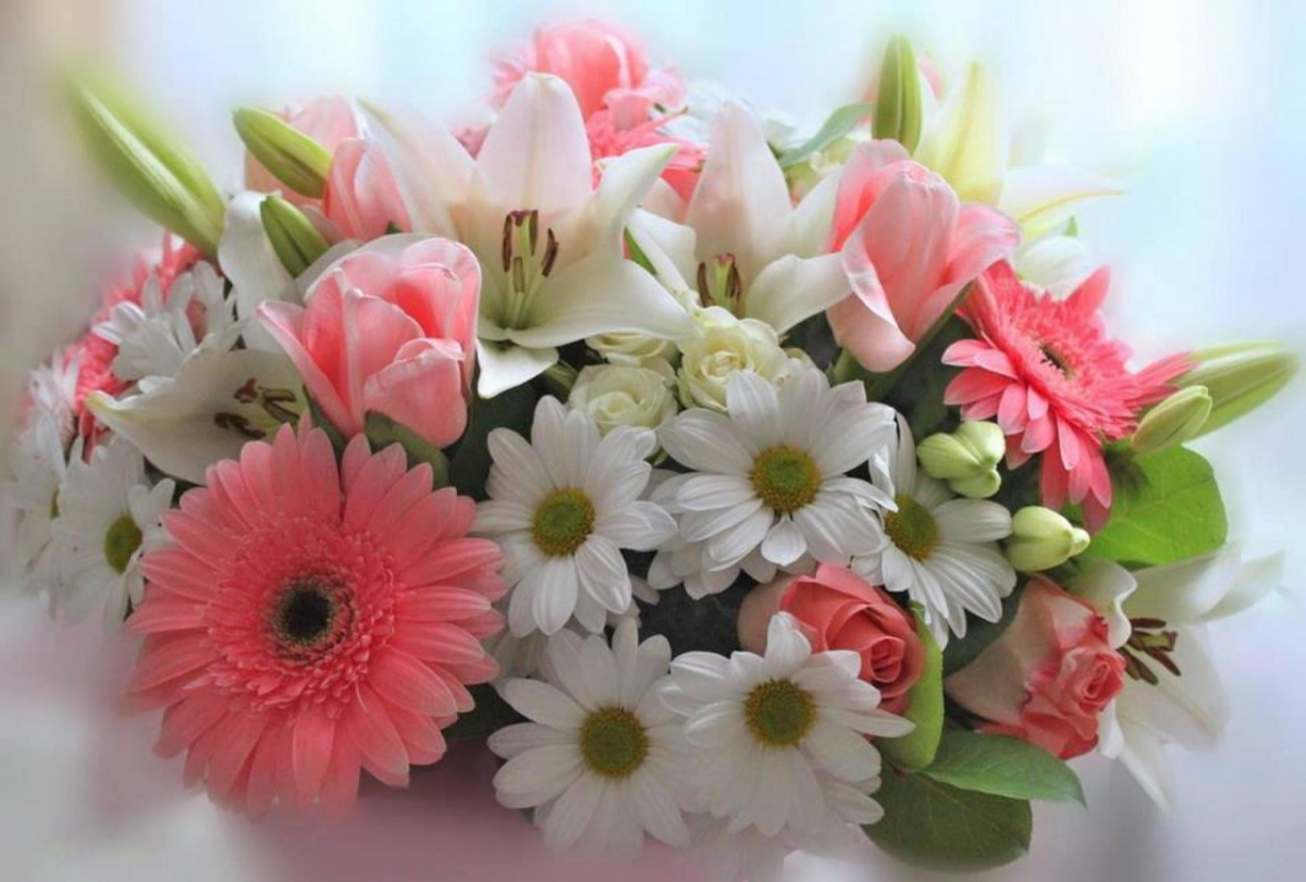Доброе утро картинки красивые букеты цветов. Красивый букет цветов. Букет "день рождения". Нежный букет цветов. Открытка цветы.