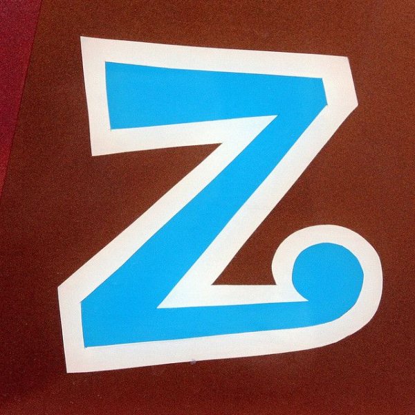 Картина с буквой z
