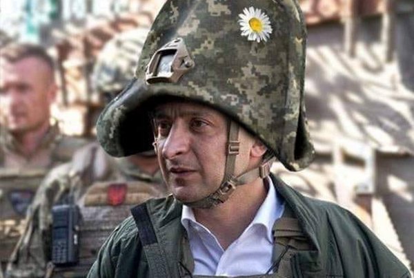 Зеленский в каске и бронежилете