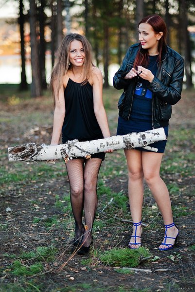 Демотиваторы про девушек бревно