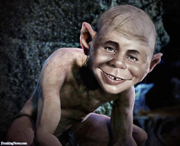 Властелин колец Голлум ест рыбу