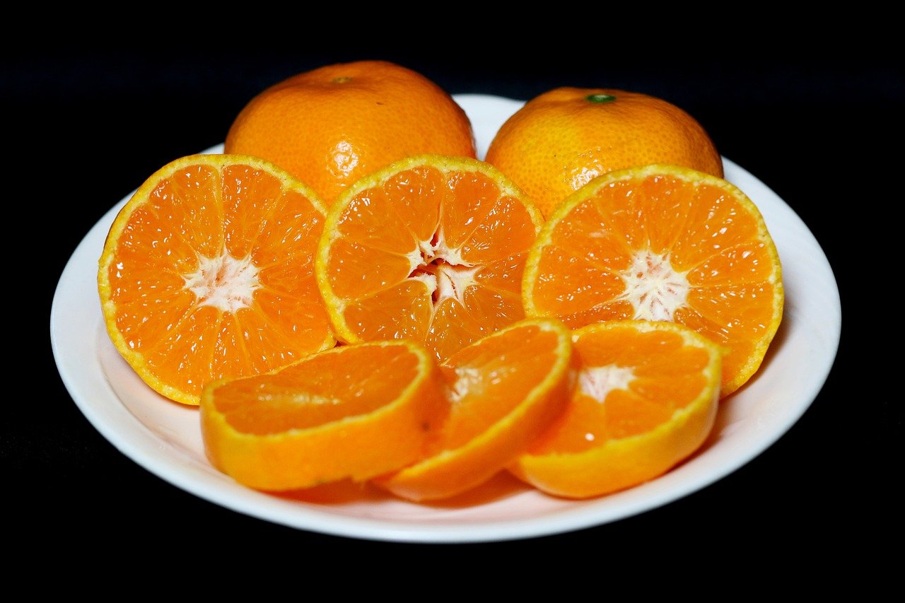 Апельсин в какое время есть. Мандарин Танжерин. Танжерин (мандарин итальянский). Муркотт сорт мандарин. Мандарин померанец.