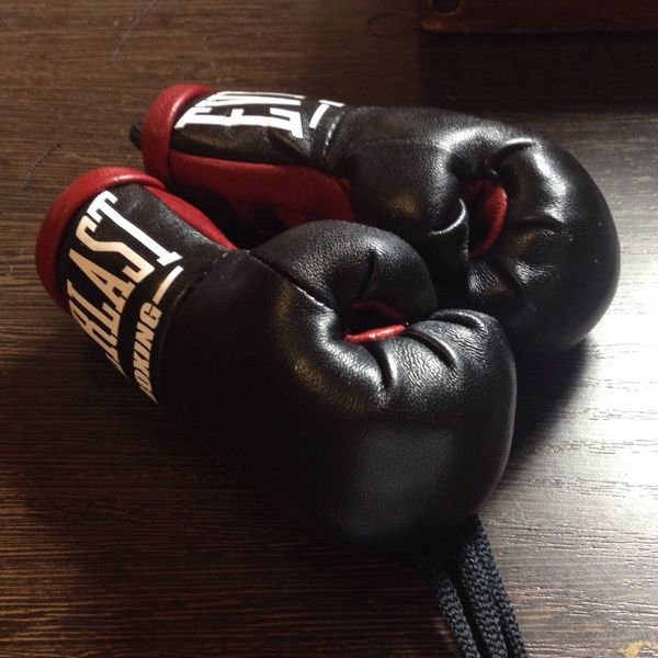 Красивые боксерские перчатки