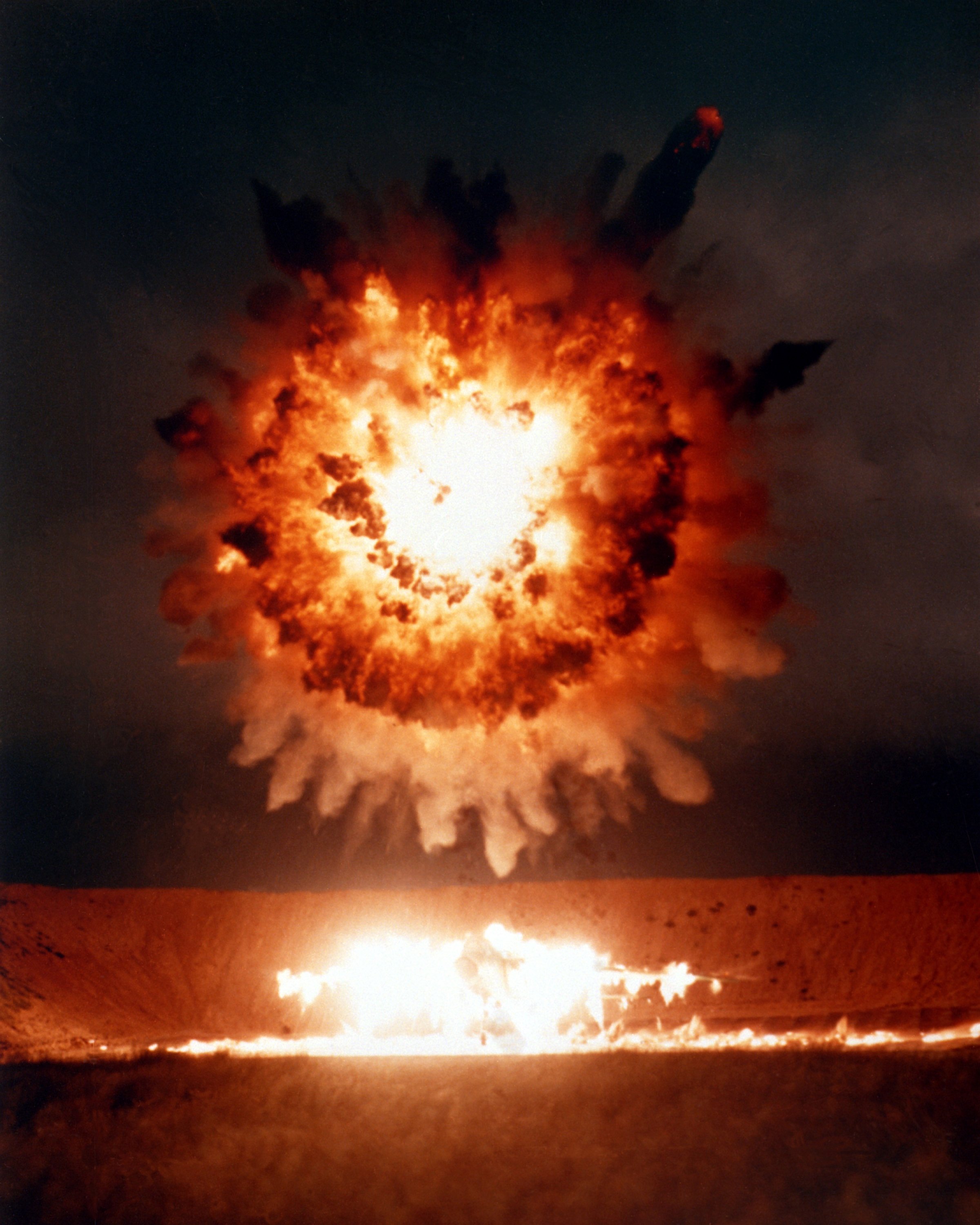 BGM-109 Tomahawk взрыв