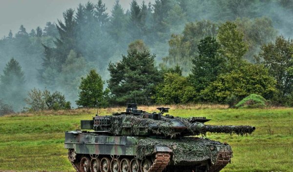 Танк Leopard 2a6