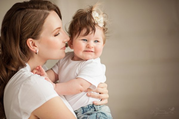 Женщина с ребенком