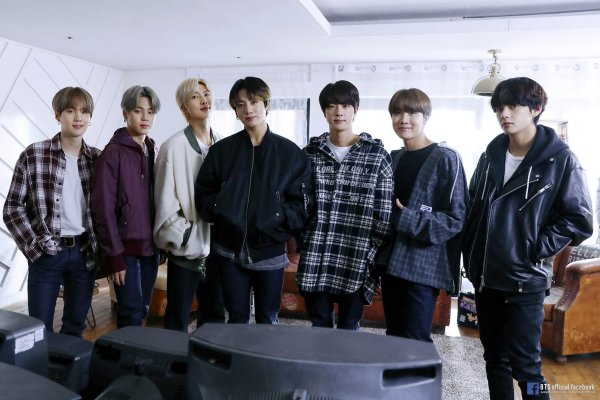 Группа Stray Kids и БТС