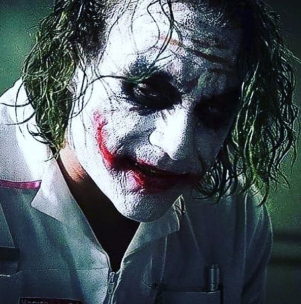 Псих в смирительной рубашке