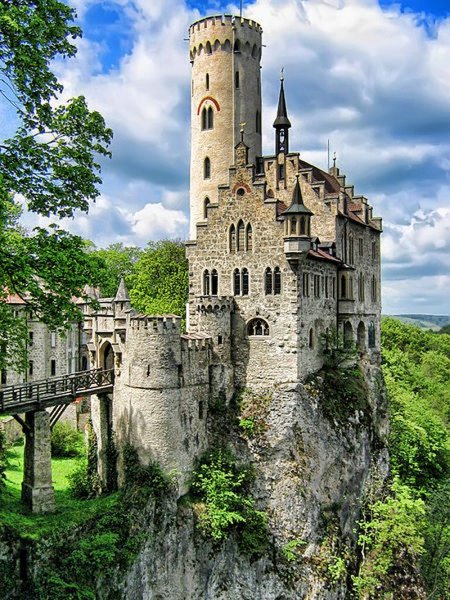 Лихтенштайн (замок в Германии)