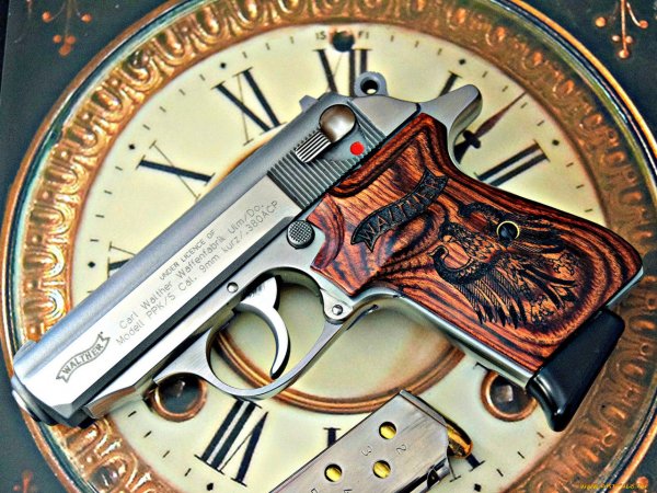 Карл Вальтер оружейник