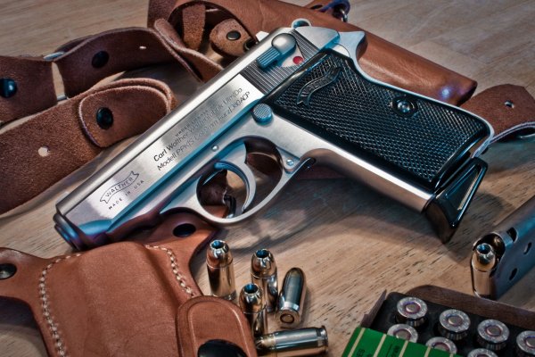 Вальтер PPK 9 мм