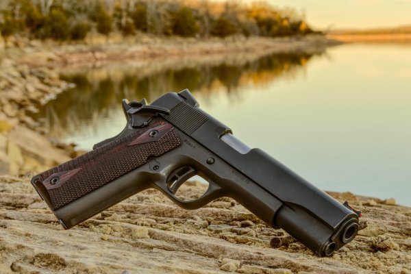 Colt 1911 Tactical SAS