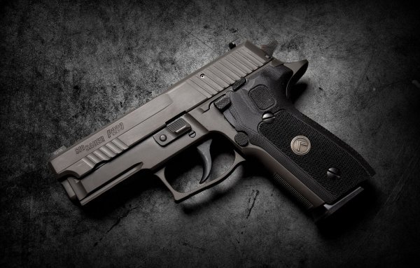 Пистолет sig Sauer p290