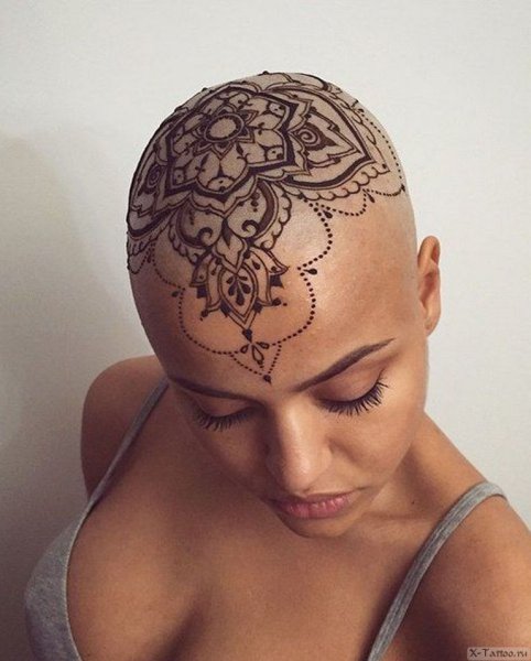 Мехенди на голове