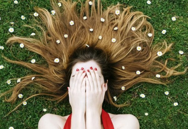 Волосы в воздухе