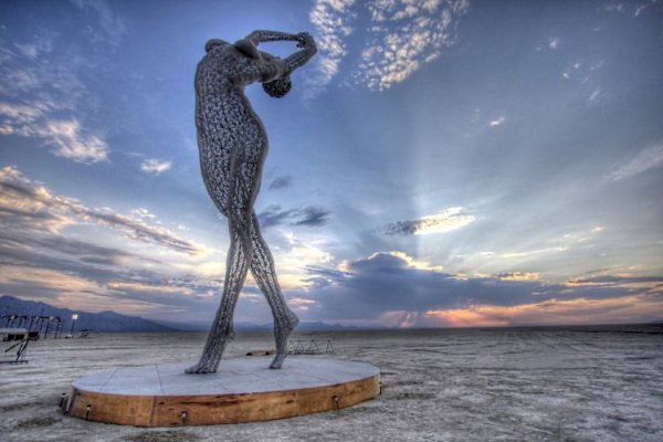 Скульптор Марко Кокрейна