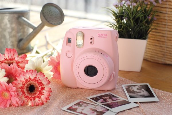 Полароид фотоаппарат Fujifilm Instax Mini 8