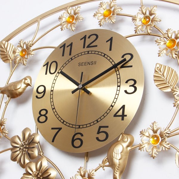 Часы в спальню Модерн