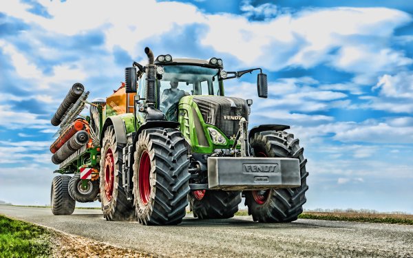 Трактор New Holland t9