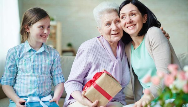 Подарок маме и бабушке