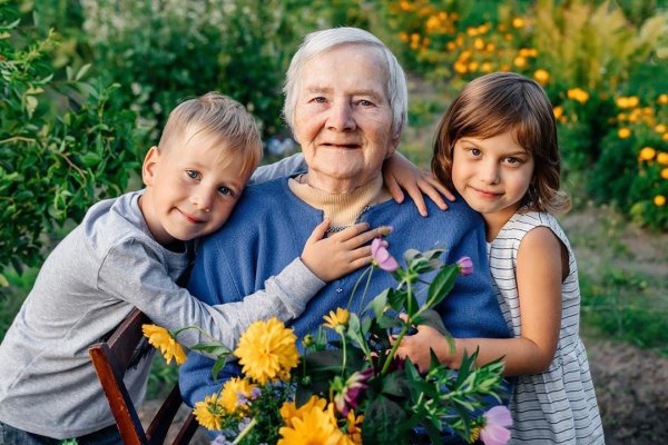Подарок бабушке и дедушке