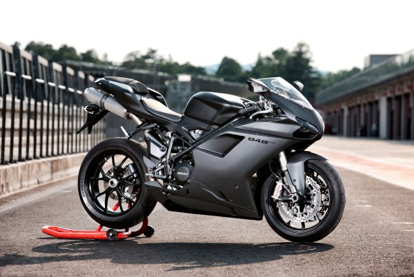 Ducati Superbike 848
