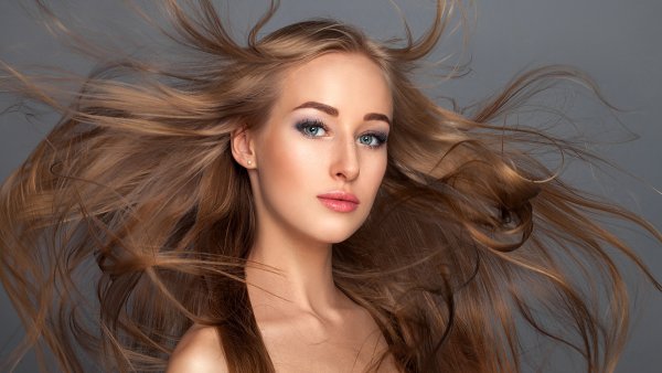 Анна Гленс волосы